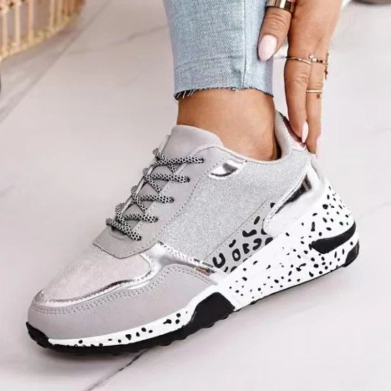 Esme | Comfortable and Lightweight Orthopedic Sneakers