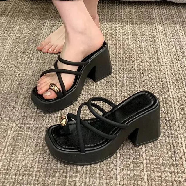 Nuovi Sandali con Tacco Grosso per Donna del Marchio