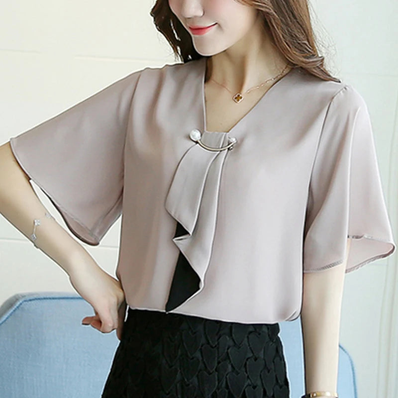 Ontdek de Charme van Lente met Elegant Touch: Chiffon Damesblouse met Korte Mouwen
