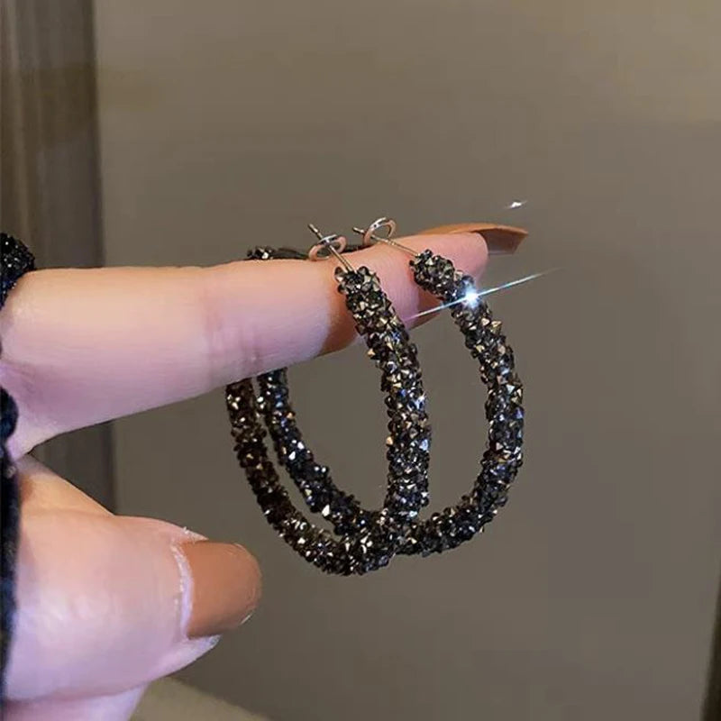 Stijlvolle Zwarte Strass Oorringen
