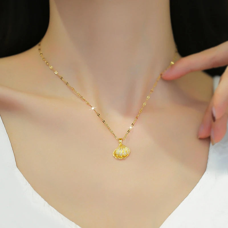 Luxus Perlenkette mit vollen Steinen