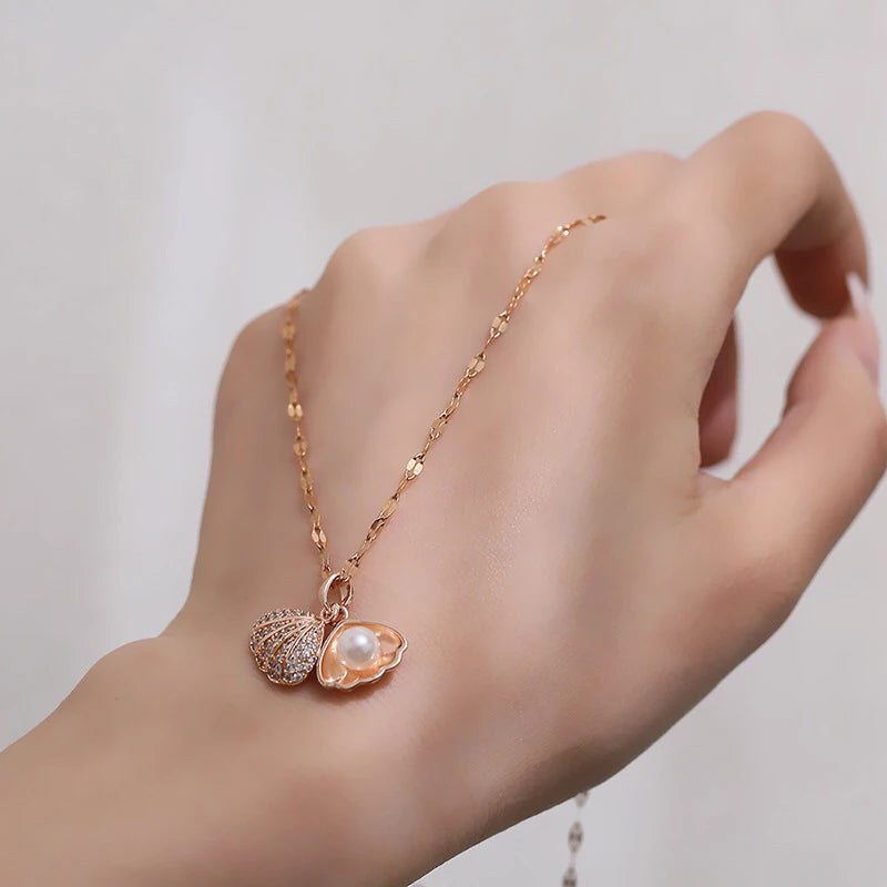 Luxus Perlenkette mit vollen Steinen