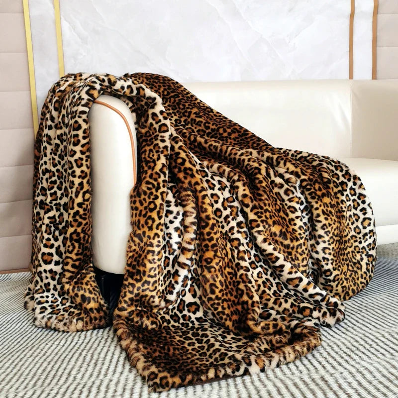 Paviso | Deken (Leopard Print) | Luxe