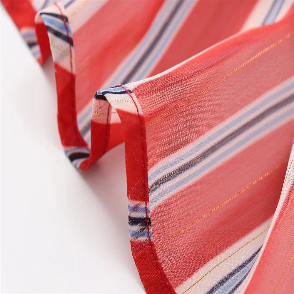 Zomerse Streepblouse met Knoopjes