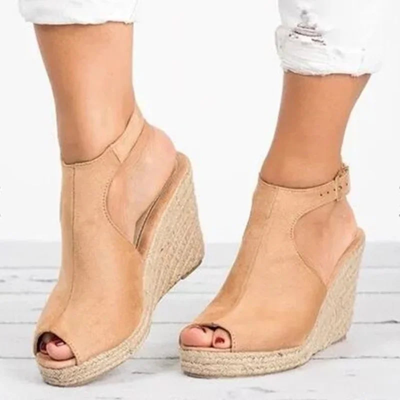 FloraGlow Platform Sandals