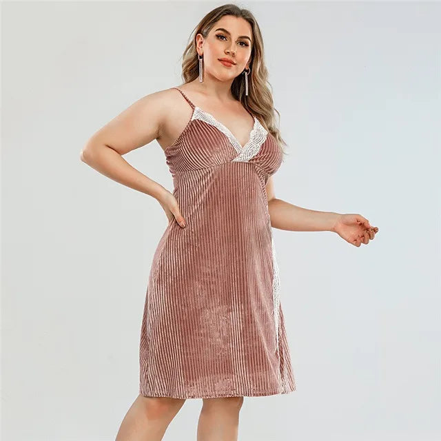 Comfortable Ribbed Lace Mini Nightdress for Curve Women