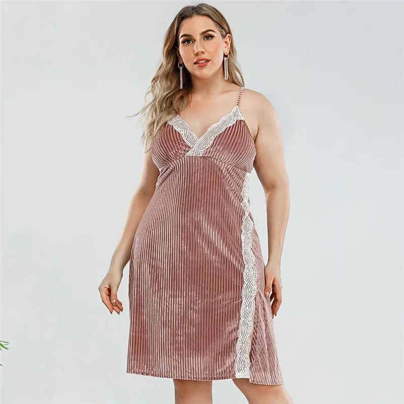 Comfortable Ribbed Lace Mini Nightdress for Curve Women