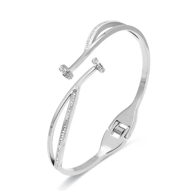 Dazzle Armband by Luna for Glamorous Women
