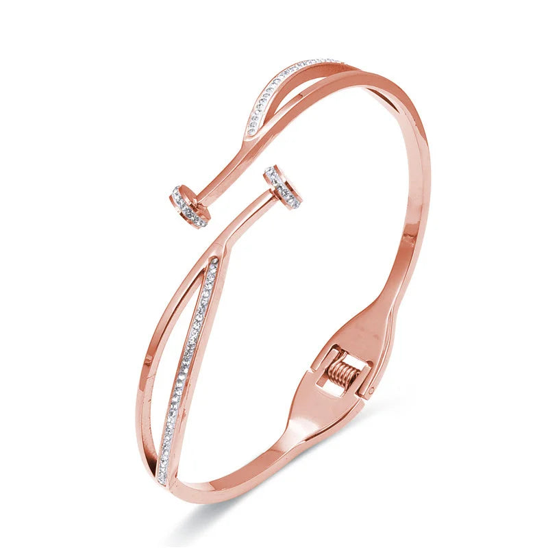 Dazzle Armband by Luna for Glamorous Women