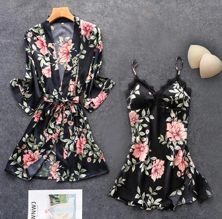 Serenity Luxe Satijnen Bloemenprint Slaapset