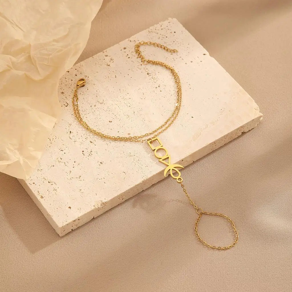 LuxeVrouw Female Geometric Diamond Hand Chain