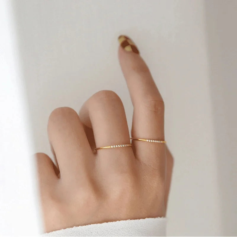 Diamantia's Roestvrij Stalen Mode 1Mm Ring voor Dames met Cubic Zirkonia - Fashion Trouwsieraden Cadeau