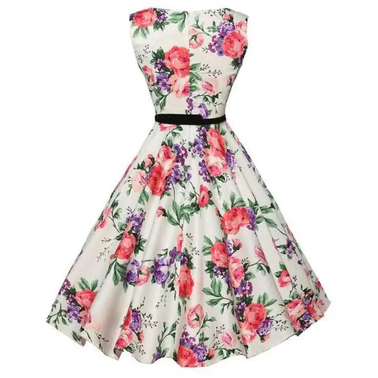 Prachtige Retro Zomerjurk van Luna voor Tijdloze Elegantie