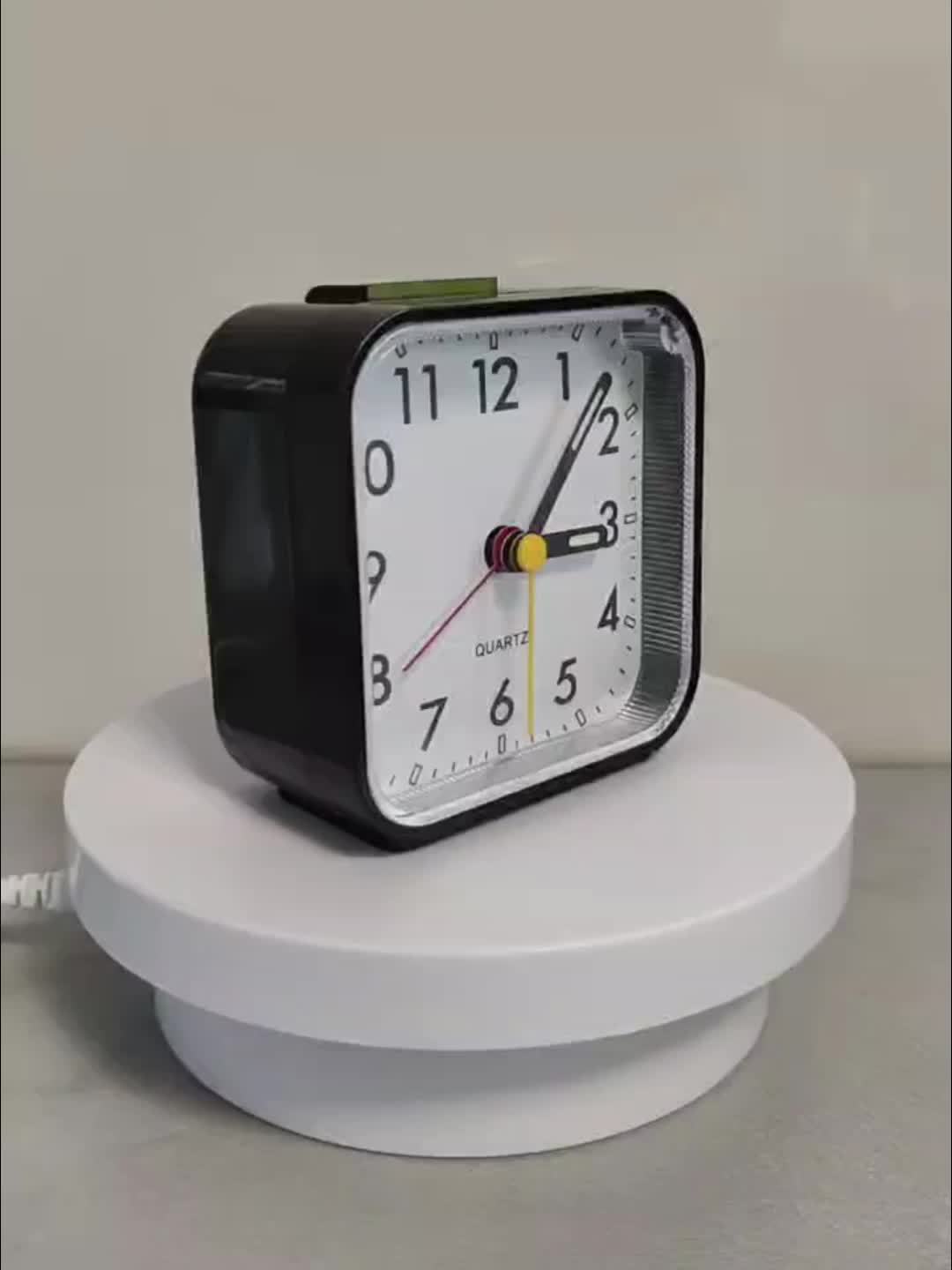 Sveglia analogica portatile retrò