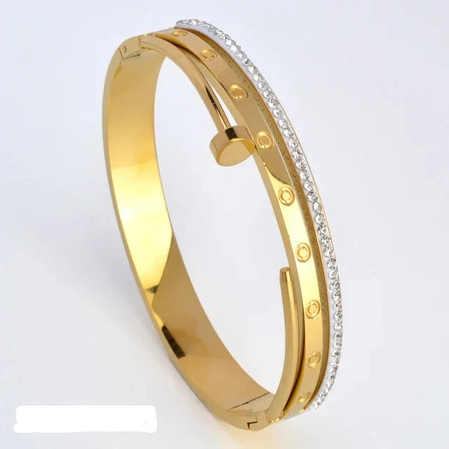 SparkleLux Bracciale da Polso in Acciaio Inossidabile con Chiusura in Zircone