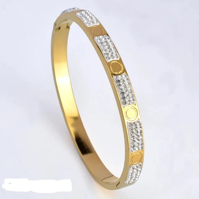 SparkleLux Bracciale da Polso in Acciaio Inossidabile con Chiusura in Zircone