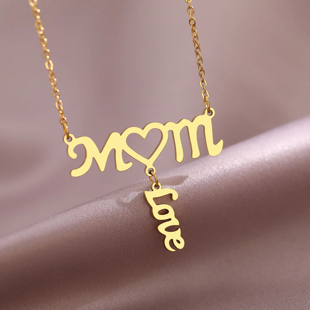 Betoverende RVS Ketting met Brief "Mom" Hanger