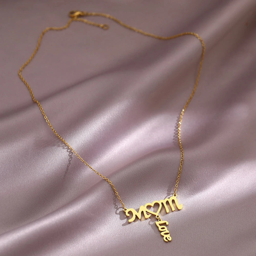 Betoverende RVS Ketting met Brief "Mom" Hanger