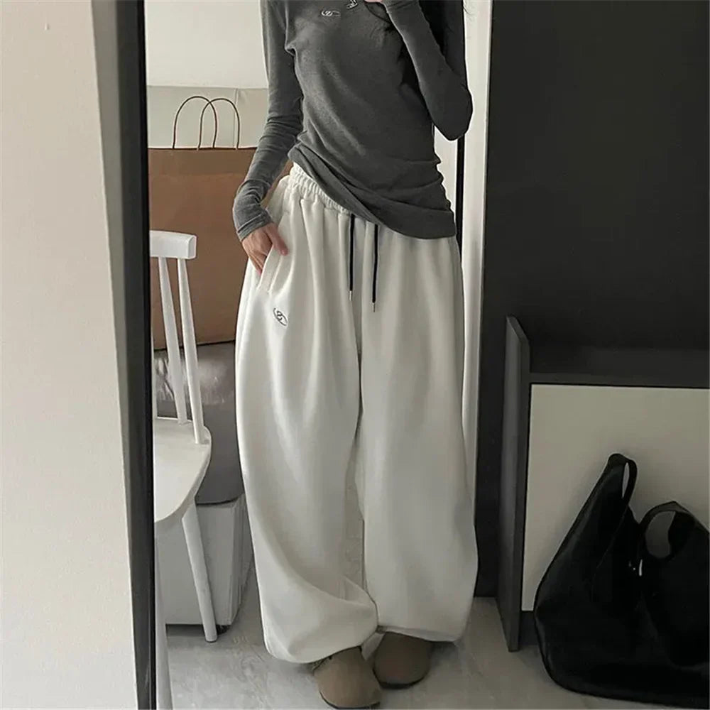 Freiburg | Pantaloni della tuta oversize da donna | Grigio