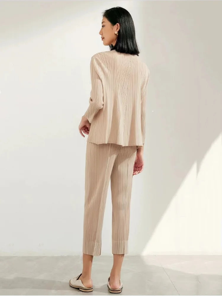 Ensemble ElegantieKlaar Miyake