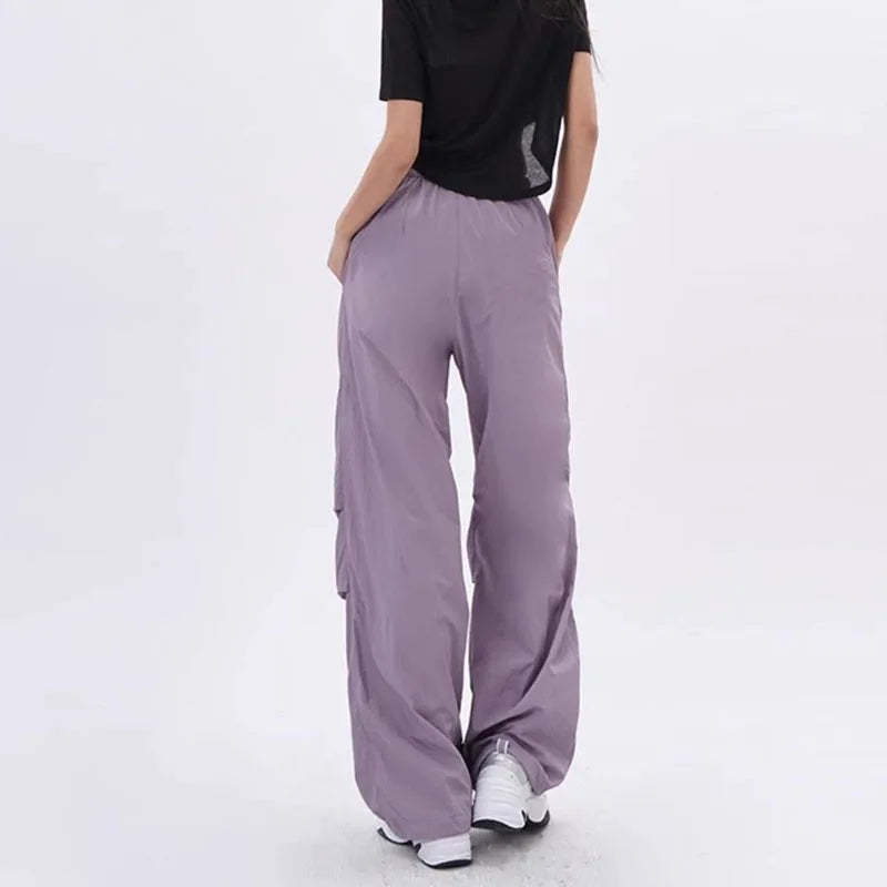 Lenzburg | Pantaloni Paracadute Oversize da Donna | Nero