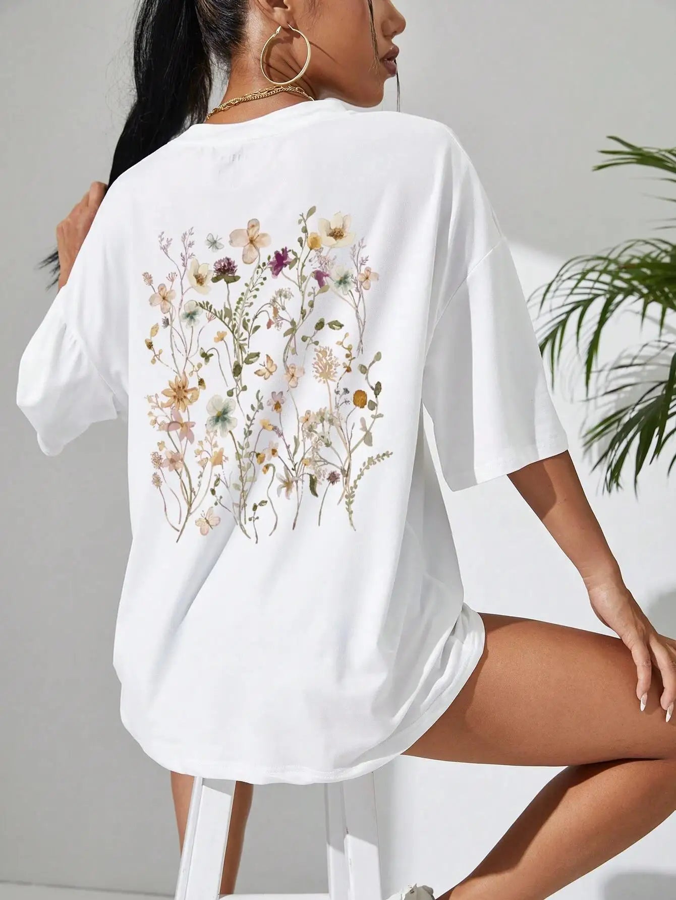 LuxeLente Blumenprint T-Shirt