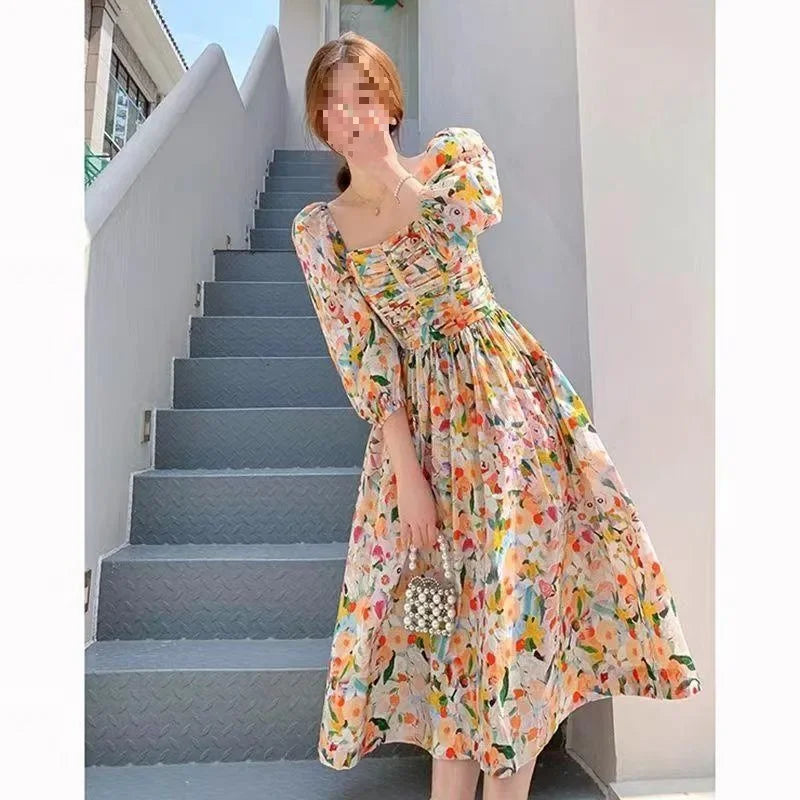 AuroraGlimpse Robe à Fleurs Française