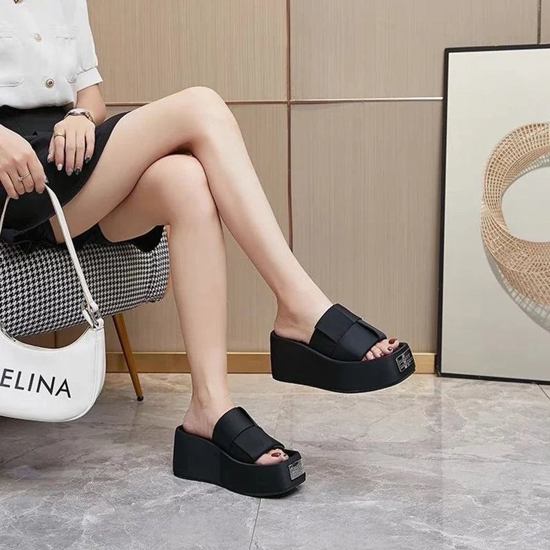 AstraMode Rebel Slippers