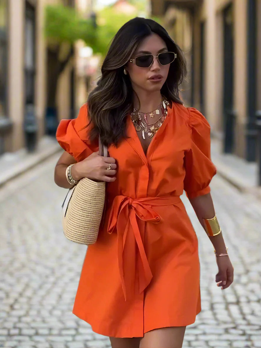 Noa | Kurzes Sommerkleid mit Gürtel für Damen | Orange