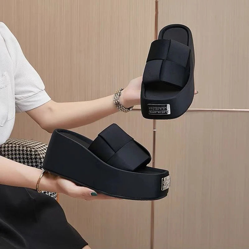 AstraMode Rebel Slippers