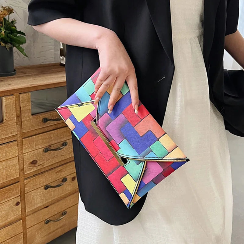 Lumière Regenbogen Clutch