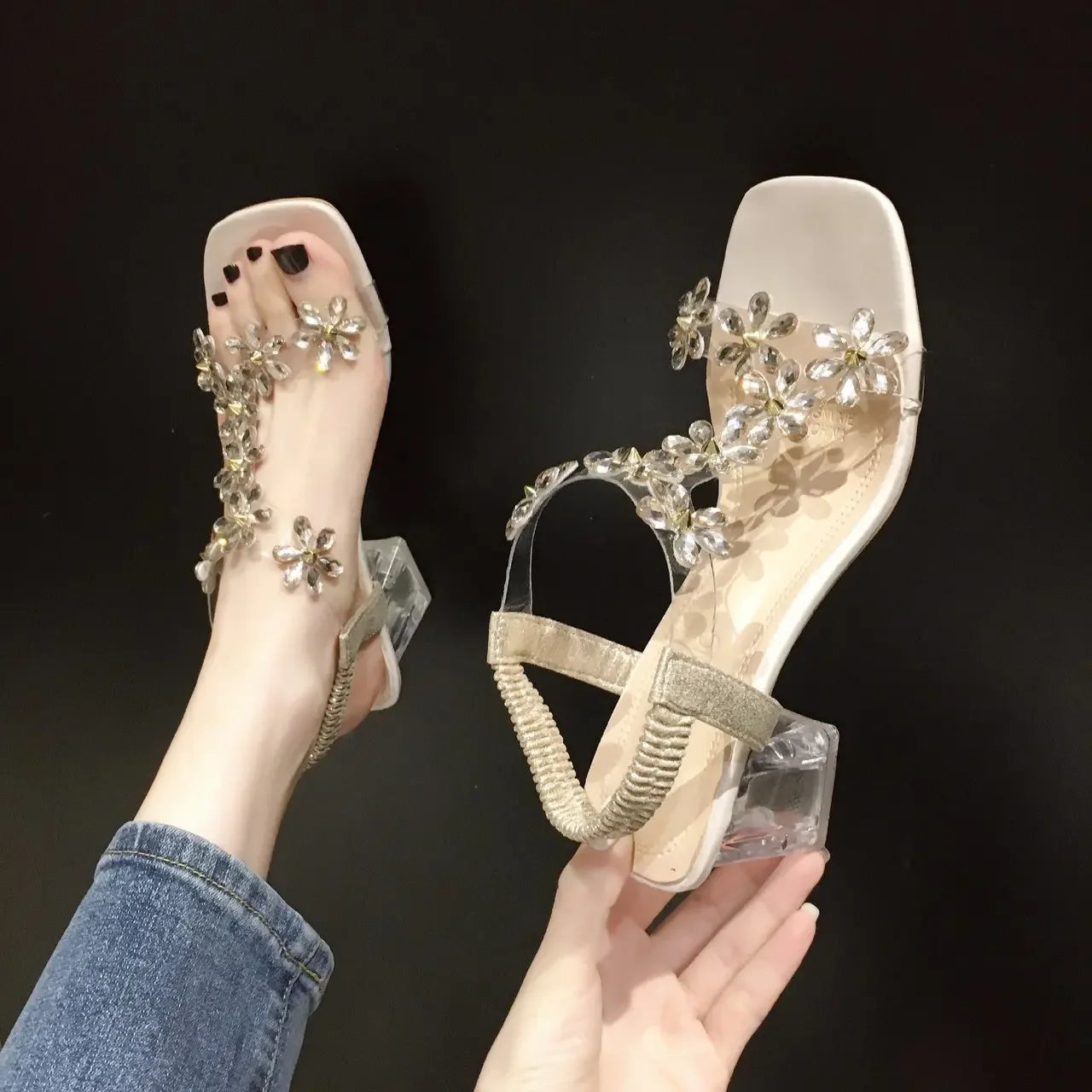DivaGlow Blumen Strass Sandalen