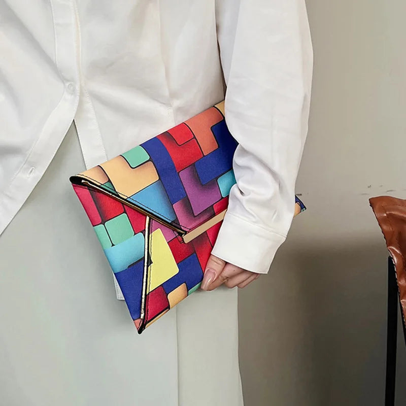 Lumière Regenbogen Clutch