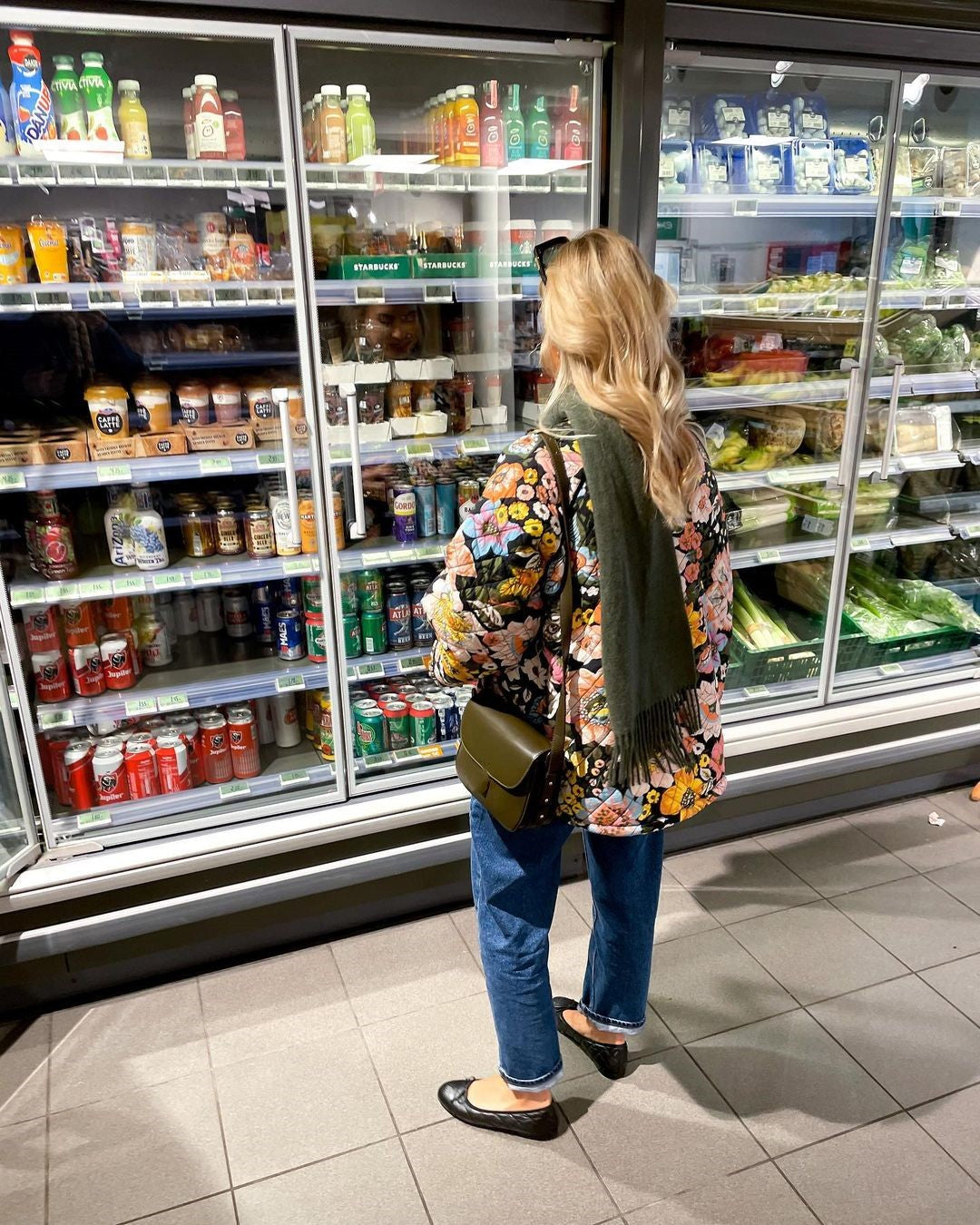 VELANORA- Gevoerde Jacke mit Blumenmuster für Damen