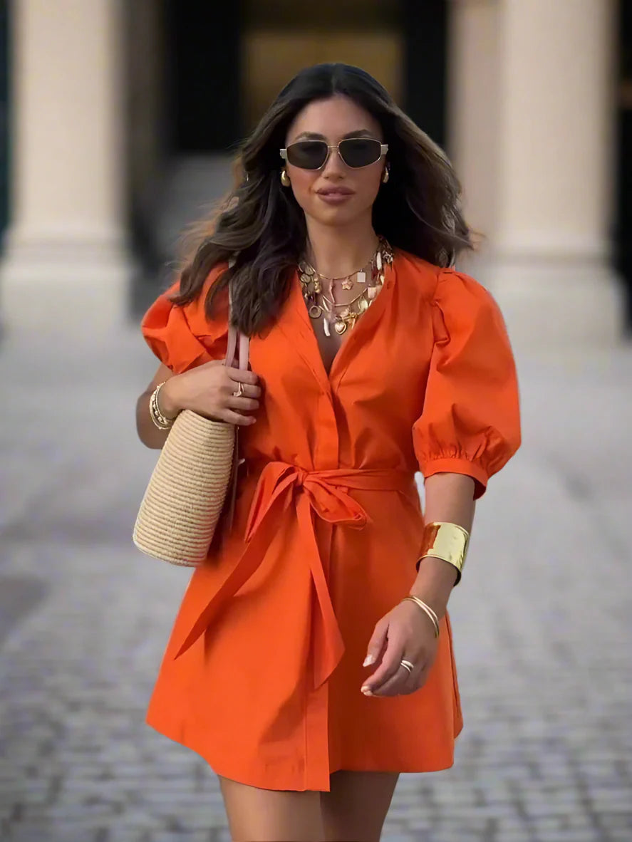 Noa | Kurzes Sommerkleid mit Gürtel für Damen | Orange