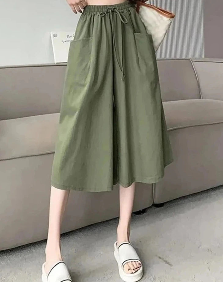 Free Style Cropped Pants from Sweet Fashion