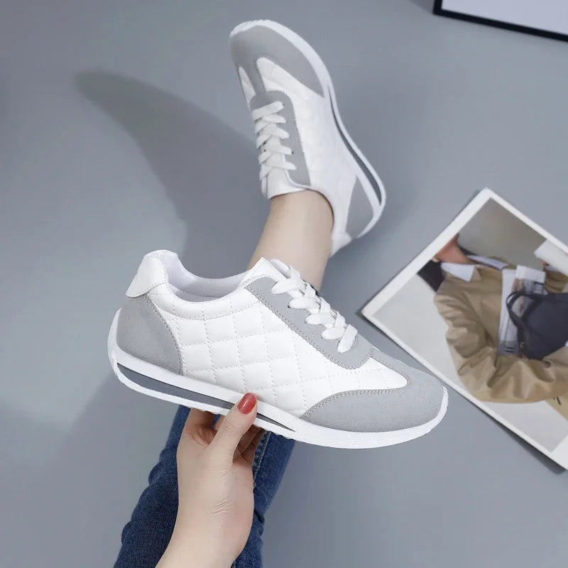 EleganceStride Sneakers Eleganti
