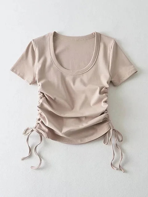 Verleidelijke Zijden Crop Tops voor de Zomer