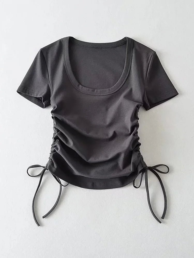 Verleidelijke Zijden Crop Tops voor de Zomer