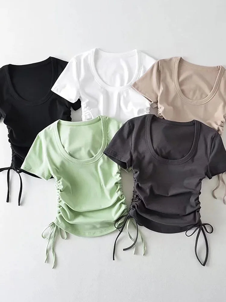 Verleidelijke Zijden Crop Tops voor de Zomer