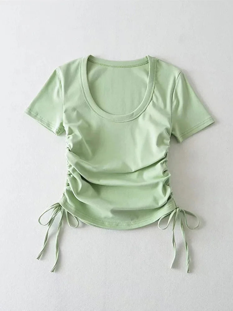 Verleidelijke Zijden Crop Tops voor de Zomer