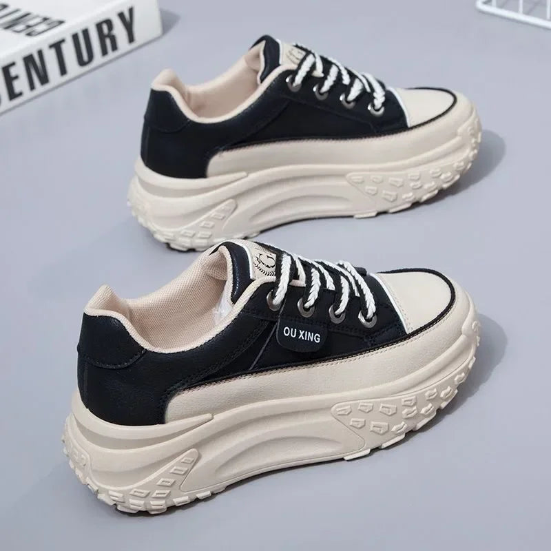 LuxeTrek Retro Damen Sneakers