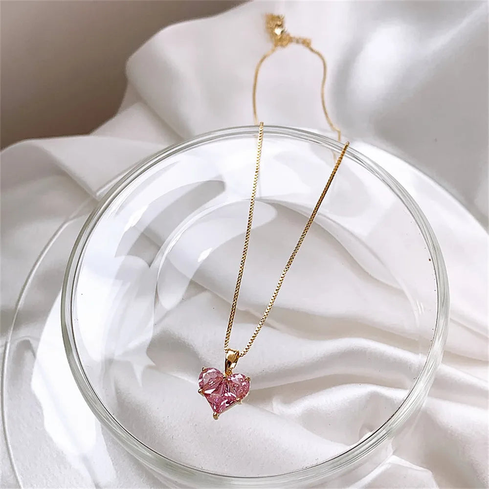 Celestes Schillernde Rosa Zirkonium-Herzkette