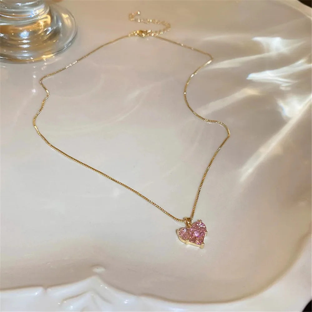 Celestes Schillernde Rosa Zirkonium-Herzkette
