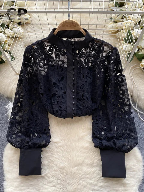 Blusa de primavera suelta y elegante con mangas farol huecas