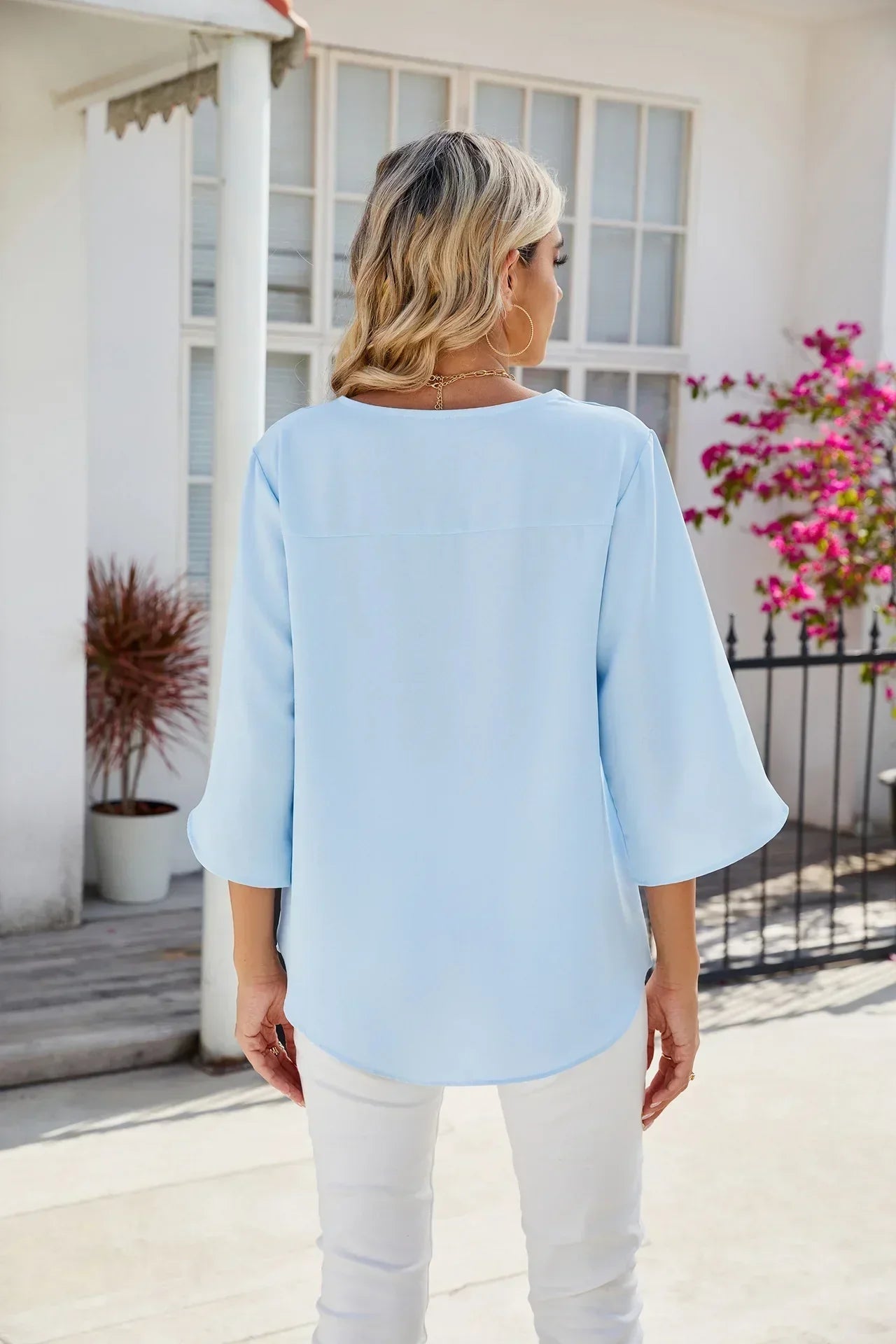 Sophie | Elegante zomerblouse met V-hals
