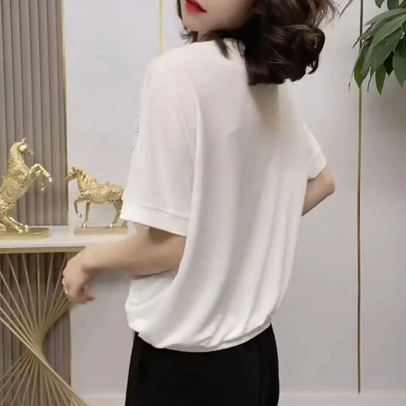 Stilvolle V-Ausschnitt Bluse mit Schleifendetail