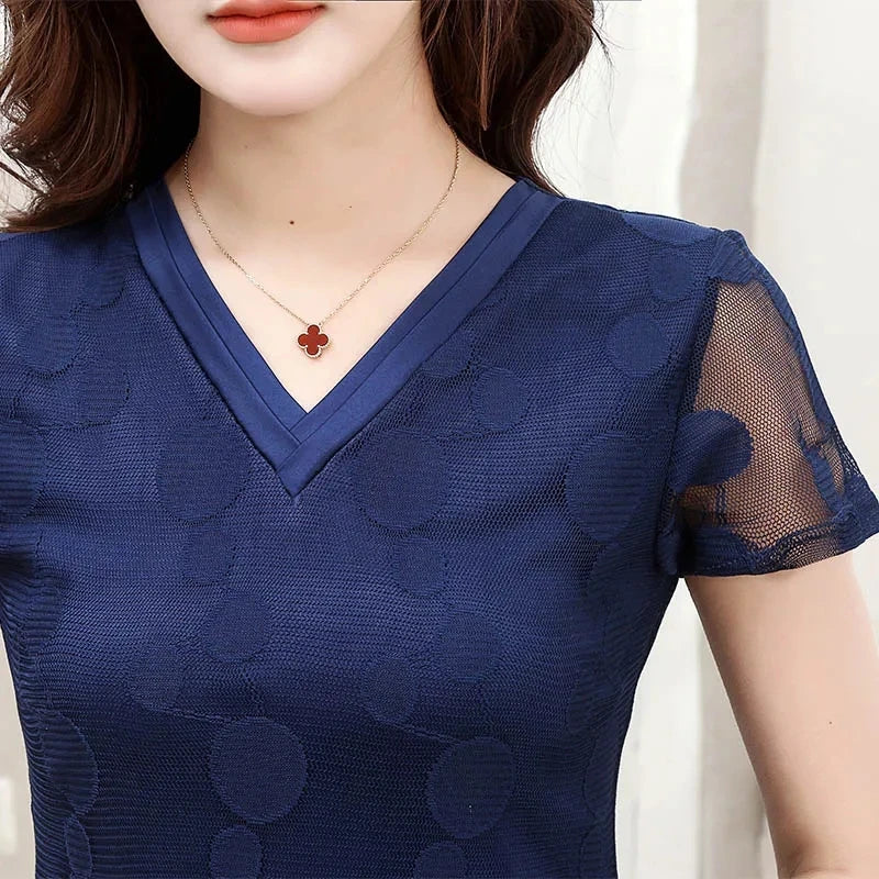 Betoverende Zomerse Zwarte Kant Jurk met Bloemenprint voor Stijlvolle Vrouwen