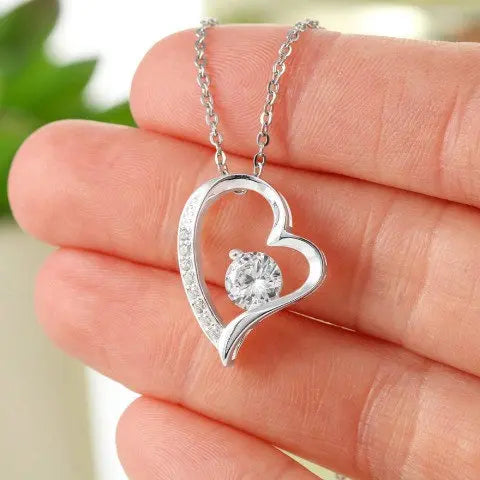 Collier en forme de cœur enchanteur pour les mères comme cadeau intemporel