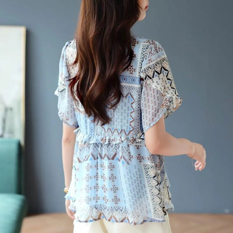 Flora Vintage Folk Print V-Ausschnitt Shirt für stilvolle Sommertage